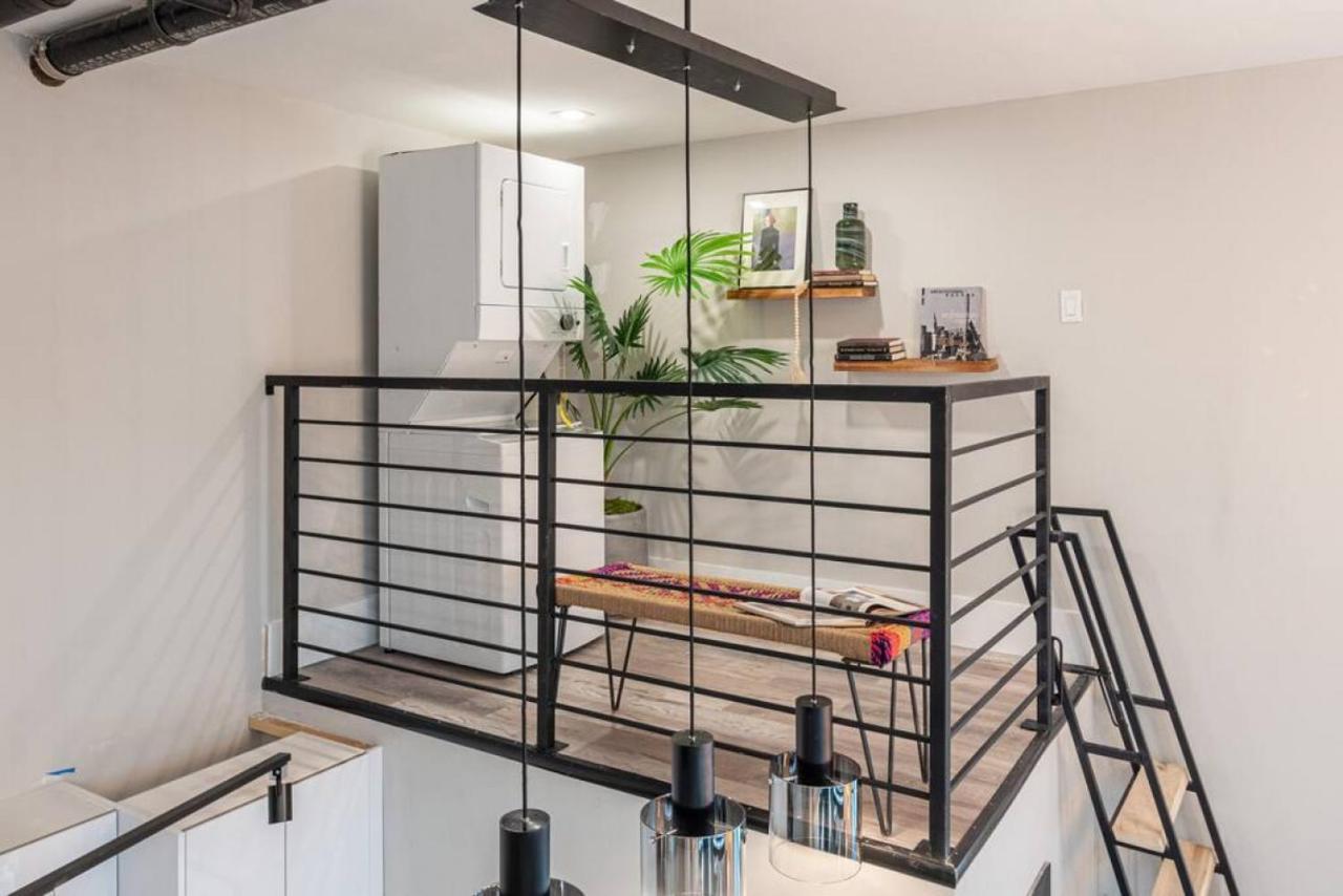 Apartamento Chic Mezzanine Loft With Rooftop And Shoreline Nearby At 